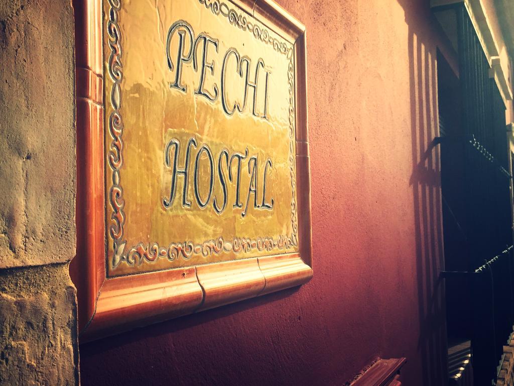 Hostal Pechi Huévar Eksteriør bilde