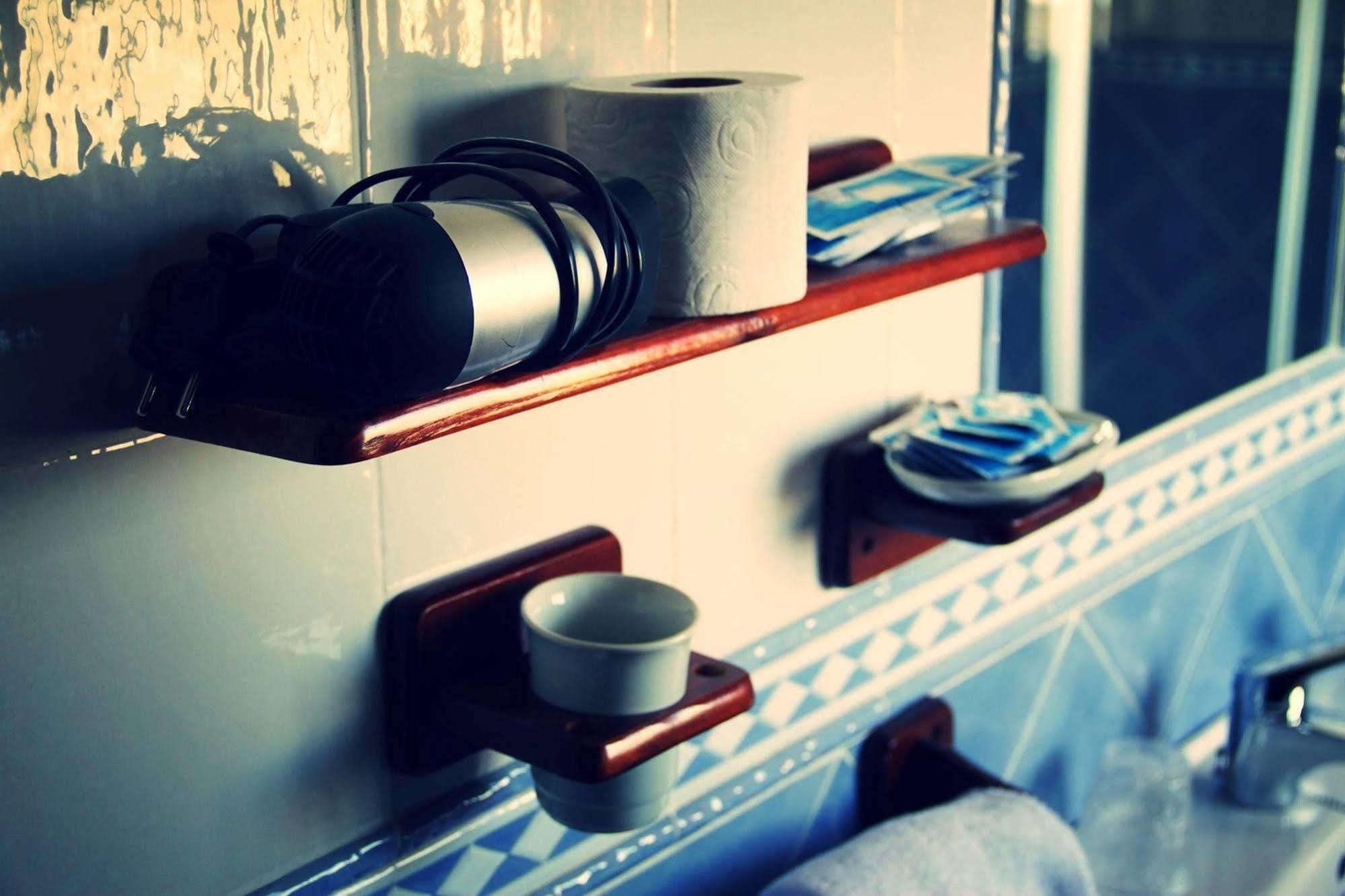 Hostal Pechi Huévar Eksteriør bilde